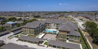 Senior Housing - The Elliott Senior Apartments Gallery 24
