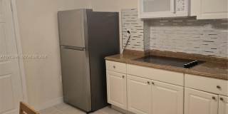 5712 Hollywood Blvd Gallery 3