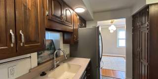 Spacious Colonial For Rent in Lyndhurst Gallery 1