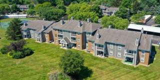 2 Beds 2 Bath Unit on the 1st Floor Gallery 23