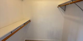 3 bed 2 bath Home with fenced in backyard Gallery 10