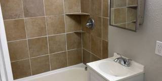 Large 3 bedroom house available Gallery 11