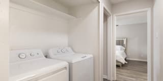 Amp at the Grid Gallery 26