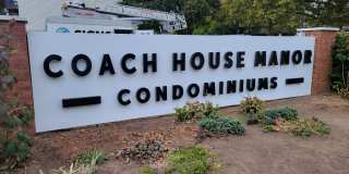 5685 Coach Dr E Gallery 1