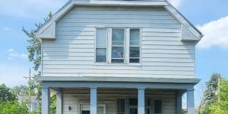 1501 East Lewis Street Gallery 1