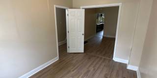 Spacious 4-bedroom uptown Harrisburg Spacious 4-bedroom uptown Harrisburg Gallery 6