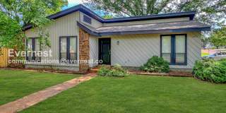 7275 Cedardale Road Gallery 1