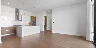 6 N Bishop Street Gallery 11