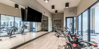 Reserve on Kingsland Gallery 17