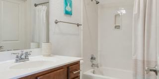 702 Wedgewood Park APT 405 Gallery 16