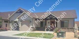 Move-in Bonus! 2 Bed, 2 bath + Office or Den. Gallery 1