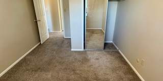 4 Bedroom Home in Villa Loma-Available NOW Gallery 36