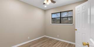 Charming Newly Remodeled Rental Home in a Quiet Neighborhood Gallery 24