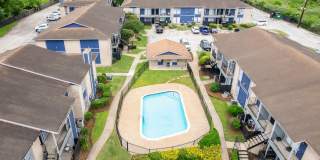 Pine Creek Apartments Gallery 4