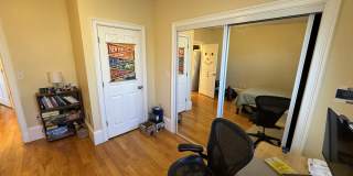 208 Holland St Gallery 33