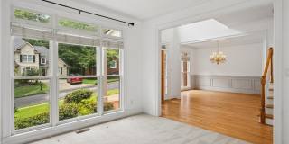 270 Edwardton Court Gallery 8