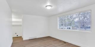 Economic Basement 3 Bed Gallery 15