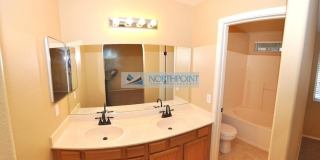 2 BR/2.5BA| Newly Renovated Single Family Home |  Community Pool! Gallery 9