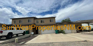 3 Bedroom, 2.5 bath, 2 story with 2 car garage Gallery 1