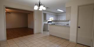 Updated, Spacious 3 Bedroom, 2 Bath Duplex in Whitehouse ISD! Gallery 9