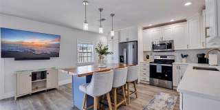 5266 BEACH Drive SE Gallery 7