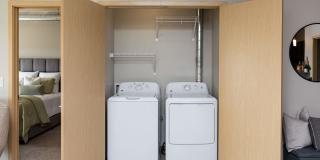 Lake Shore Apartments Gallery 20