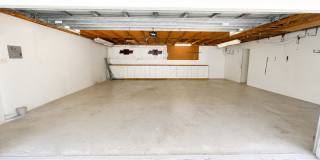 Incredible Pool Home on 1 Acre Fenced Lot w/2 Car Detached Garage! Incredible Pool Home on 1 Acre Fenced Lot w/2 Car Detached Garage! Gallery 40