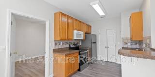 1713 Kudrow Lane - 1 Gallery 19
