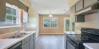 1501 Woodcrest Cir Gallery 20