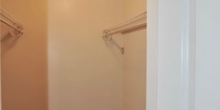 3 bed 2 bath rancher duplex (stainless appliances & granite counters) 3 bed 2 bath rancher duplex (stainless appliances & granite counters) Gallery 14