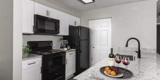 The View North Hills Gallery 11