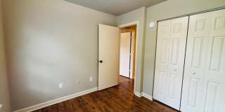 4 Bedroom 2.5 Bath Townhouse Gallery 19