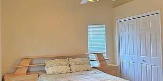 13129 THOROUGHBRED Loop Gallery 27