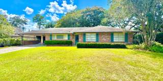 Spacious 3 bed 3 bath Home in Jefferson Place Subdivision Gallery 1