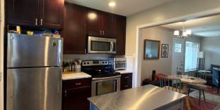 Fully Furnished Brick Duplex Near Northfield – Just Bring Your Clothes! Gallery 1