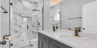 4827 S Saint Lawrence Avenue Gallery 17