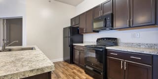 Leander Lakes Luxury Apartment Homes Gallery 23