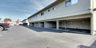 ROYALE APARTMENTS Gallery 67