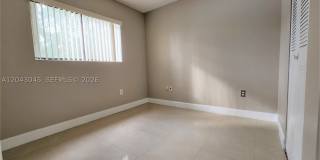 251 Palm Cir W Gallery 9