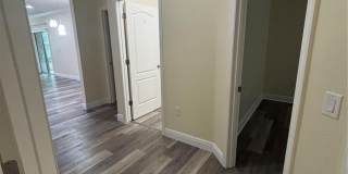 1159 MACFARLANE AVENUE Gallery 36