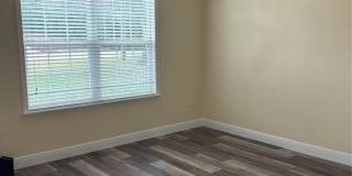 1159 MACFARLANE AVENUE Gallery 8