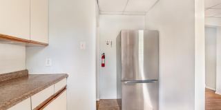 1120 HOWARD Avenue Gallery 10