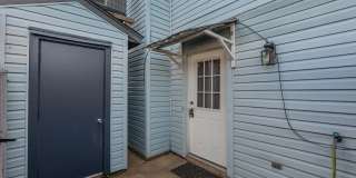 2 Bedroom 2.5 Bath 2 Car Carport - town house Gallery 27