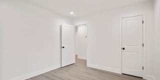 212 S Park St Gallery 17