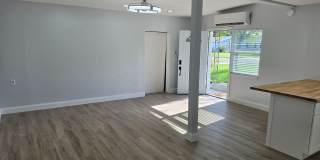 FOR RENT!!! NEWLY RENOVATED 2-BEDROOM TRIPLEX – UTILITIES INCLUDED – PRIME KISSIMMEE LOCATION! Gallery 4