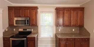 Charming 3BD, 2BA Durham Home with Large Yard Located Only 5 Minutes from Downtown Durham Gallery 6
