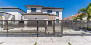 15817 SW 138th Ter Gallery 1