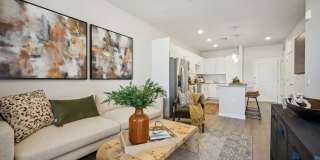 Longbow Luxury Apartments Gallery 33