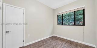 460 W Dilido Dr Gallery 25
