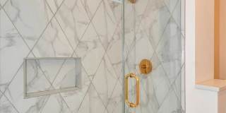 200 E Delaware Place Gallery 14